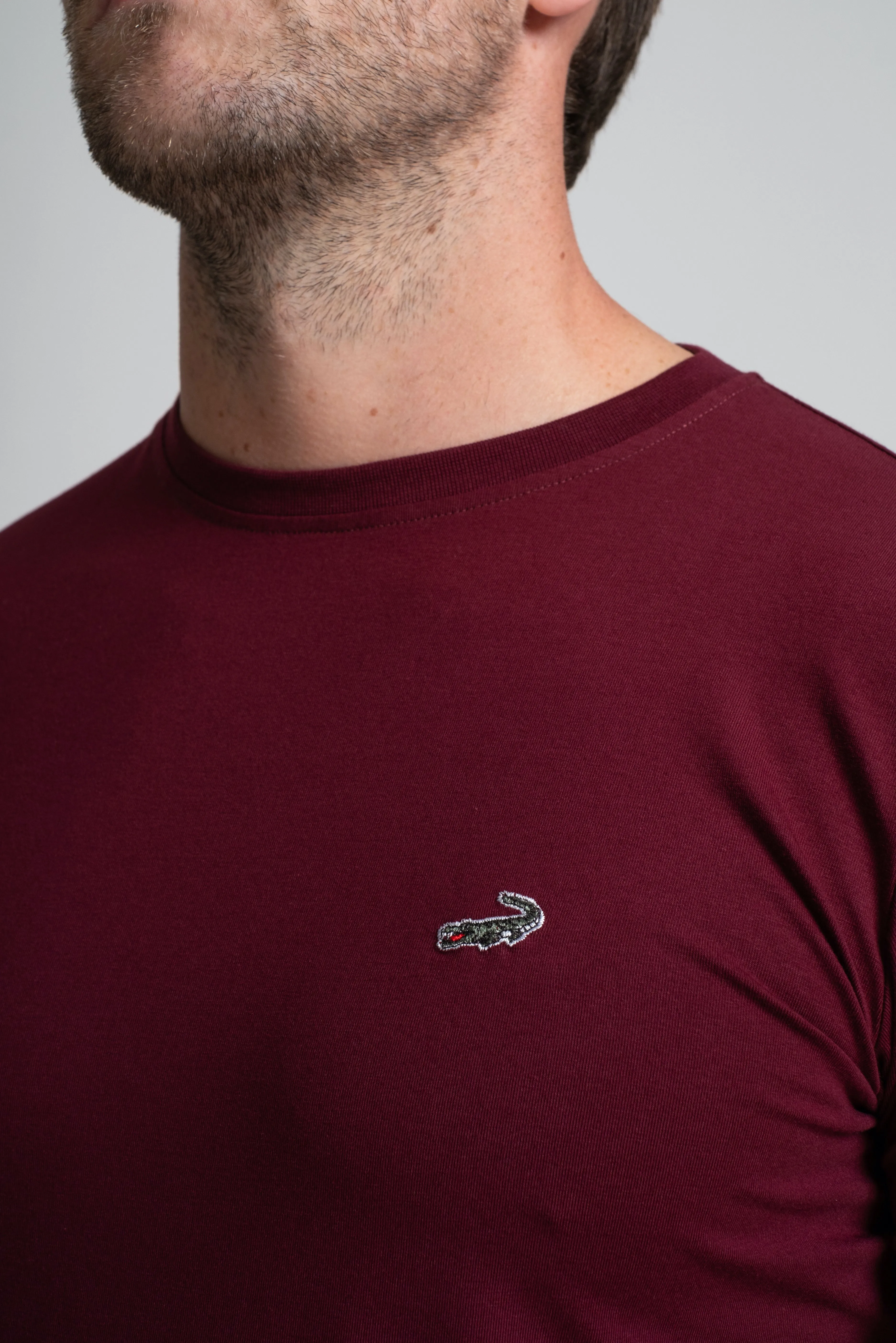 Action Fit Short sleeves-CasualCrew Neck - Windsor Wine