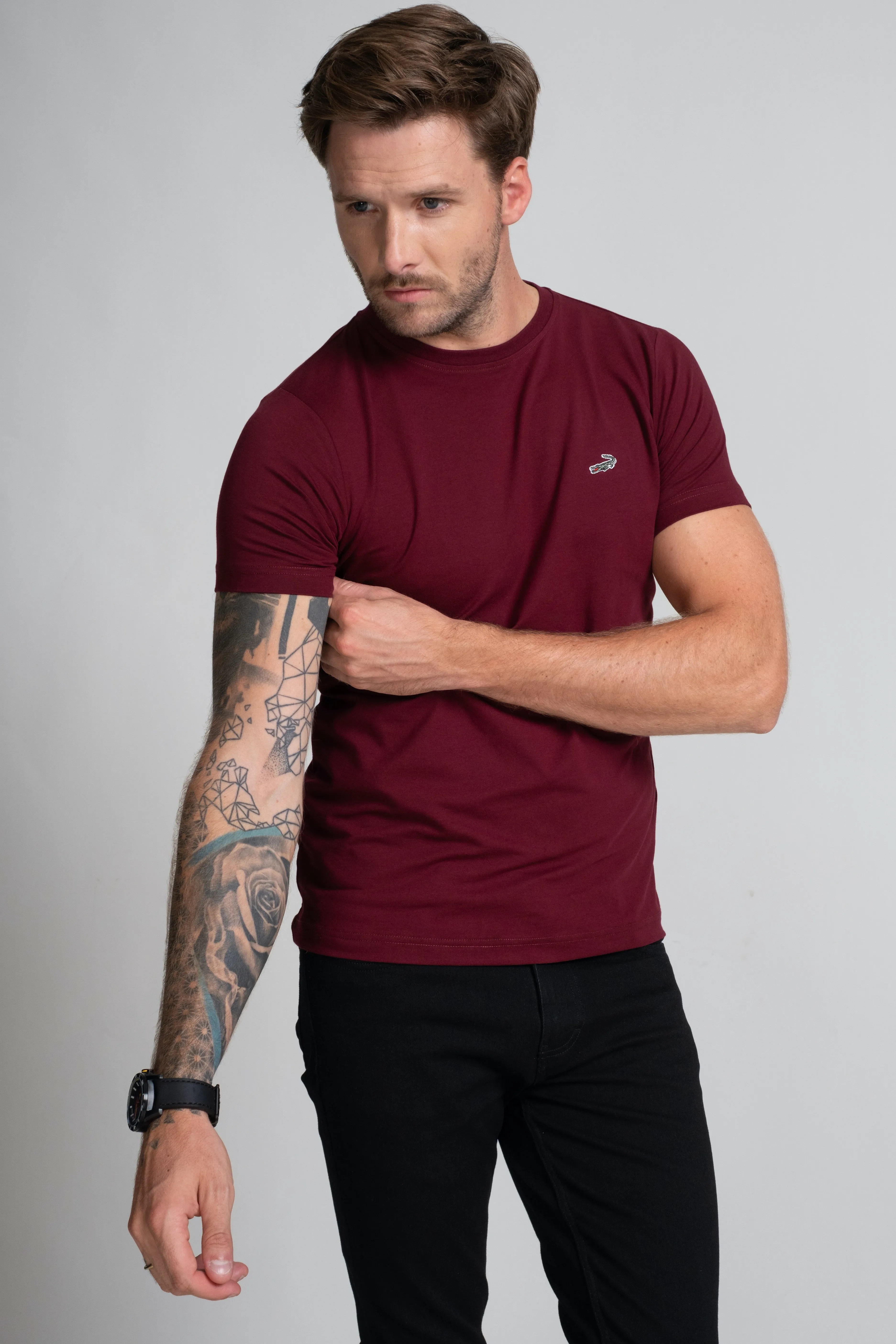 Action Fit Short sleeves-CasualCrew Neck - Windsor Wine