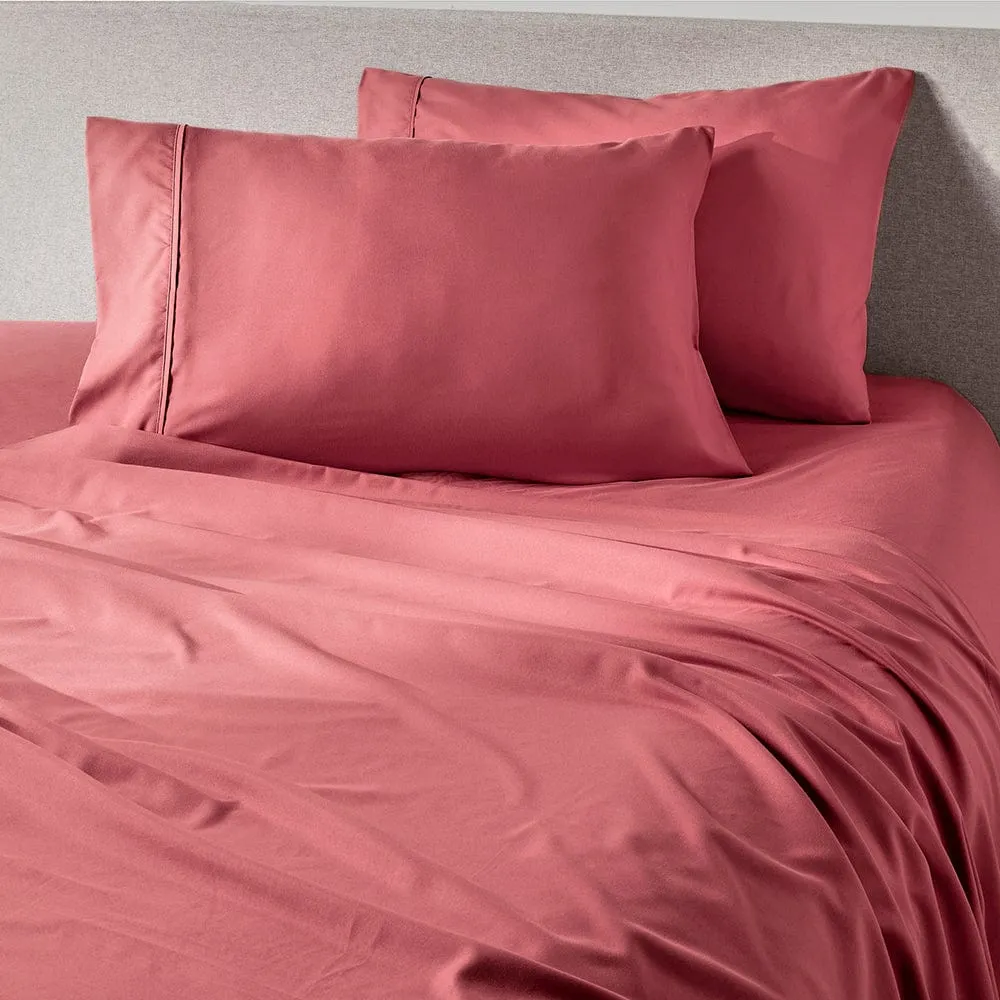 Retro Rose Fitted Sheet