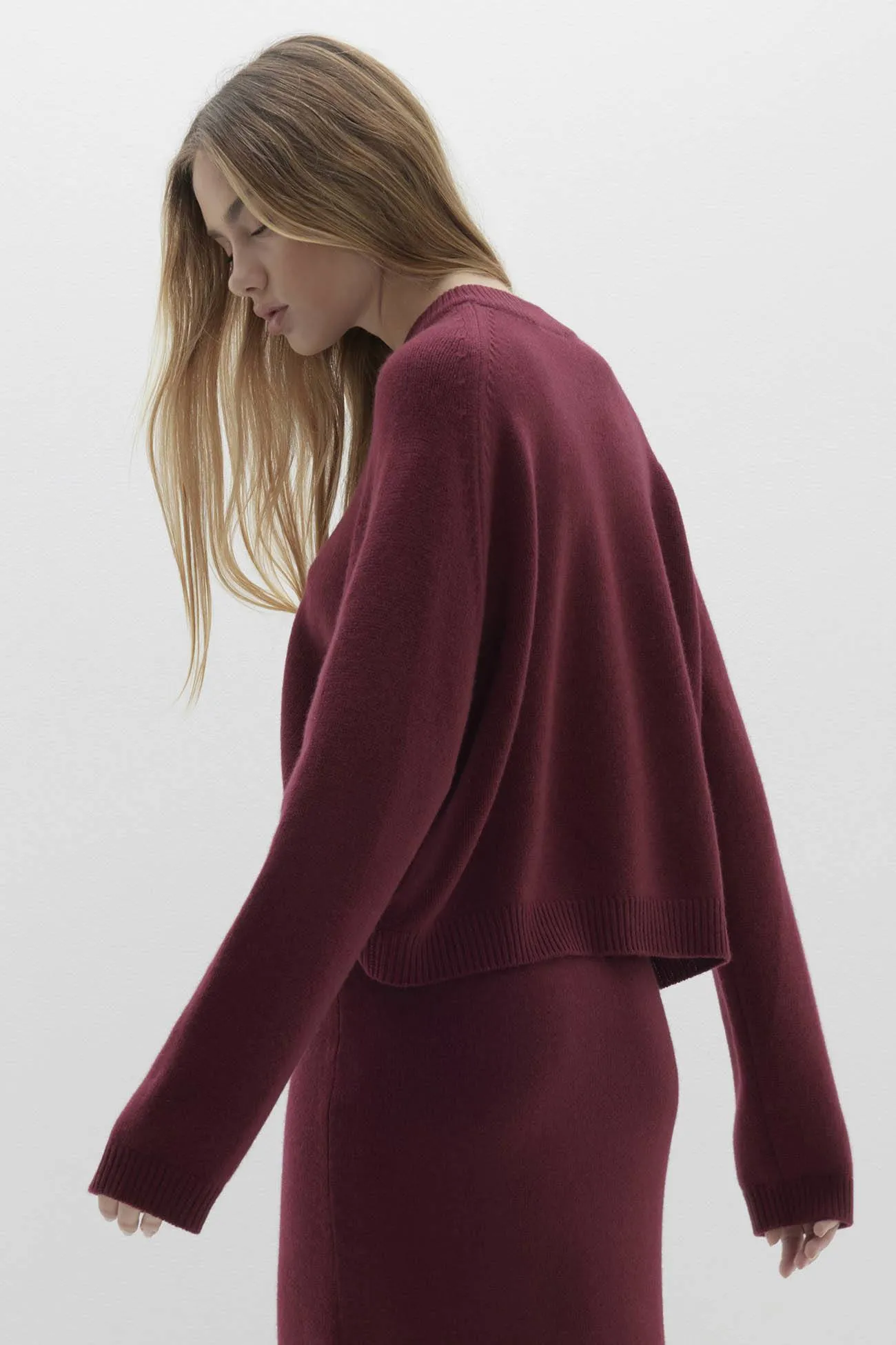 VITTORIA V-NECK CASHMERE SWEATER